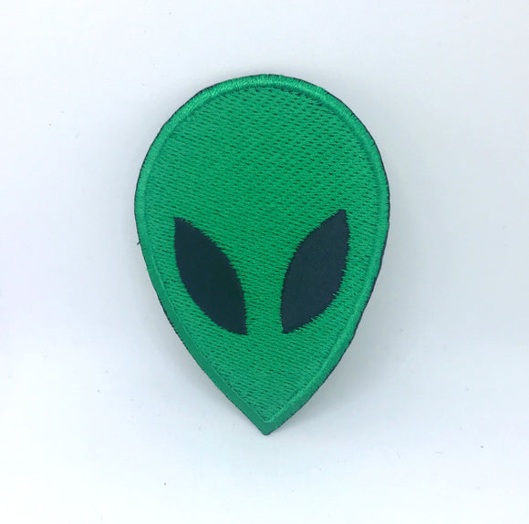 UFO Alien Green Face Flying Saucer Roswell Area 51 Space Iron/Sew on Embroidered Patch