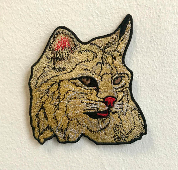 Cute Tabby cat Art Badge Iron on Sew on Embroidered Patch - Fun Patches