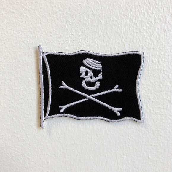 Pirate Skull Black Fag Iron Sew on Embroidered Patch - Fun Patches