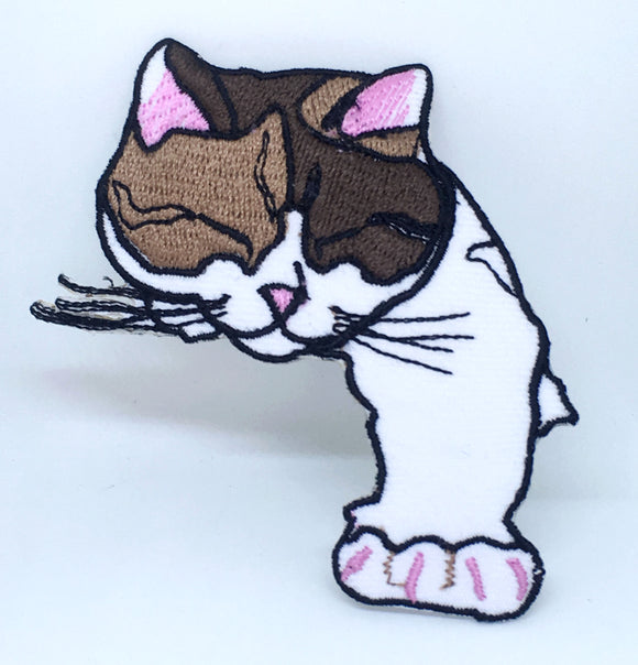 Animal dogs cats snakes honey bee bear spider lamb Iron/Sew on Patches - Cute Sleeping Cat - Fun Patches