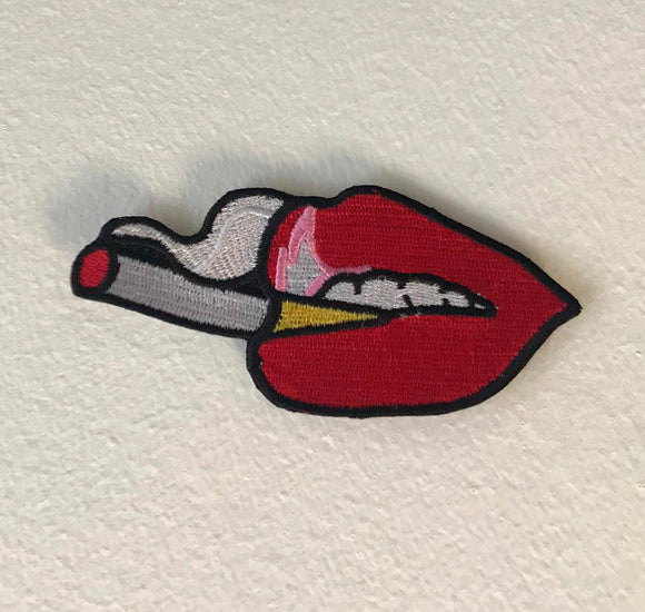 Smoking Lips Art Badge Clothes Iron on Sew on Embroidered Patch - Fun Patches